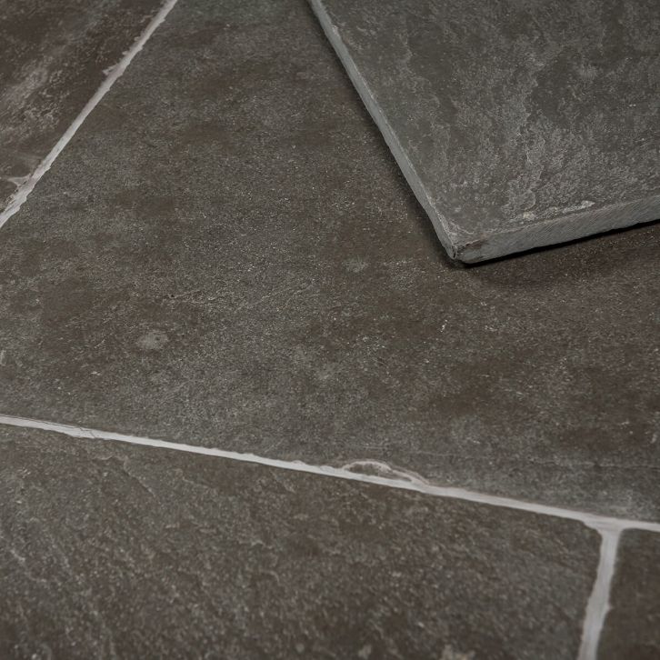 Sherborne Grey Tumbled Limestone Tiles | StoneSuperstore